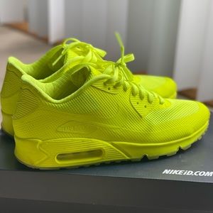 Highlighter green custom Nike air max